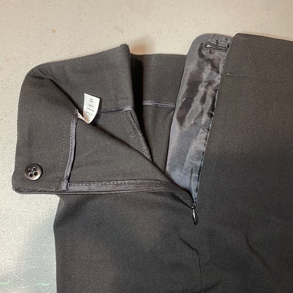 Talbots Heritage Black Straight Leg Dress Suit Pant Available in Sizes 6 & 8 - Picture 5 of 7